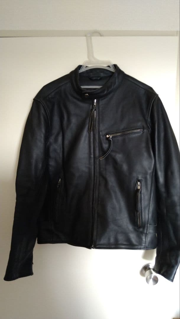 カウレザーシングルライダースジャケット