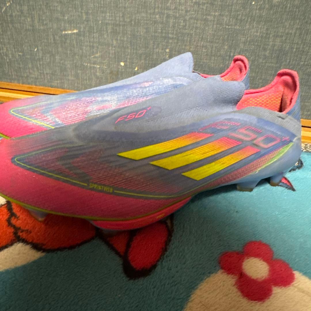 F50 紐なし　27センチ