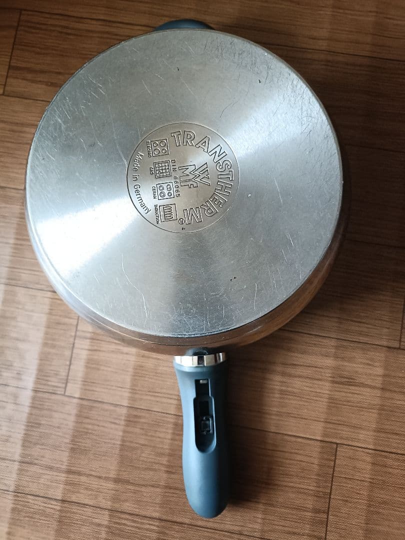 WMF パーフェクトプラス　4.5リットル