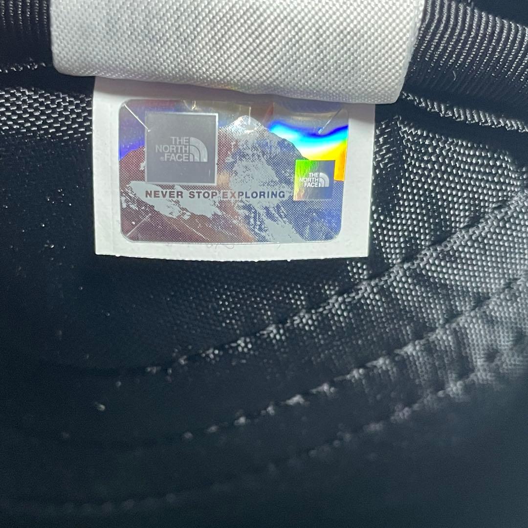 【本革美品】Supremeノースフェイス レザーバッグ　ボディバッグ　ポーチ