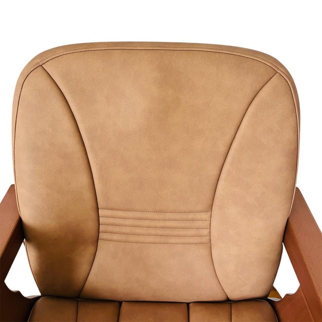 ポスチャーサポートチェア PSC-IV アーモンド(レザータッチ) 1脚