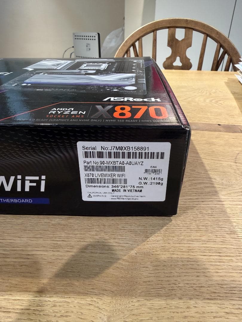 ASRock X870 LiveMixer WiFi マザーボード