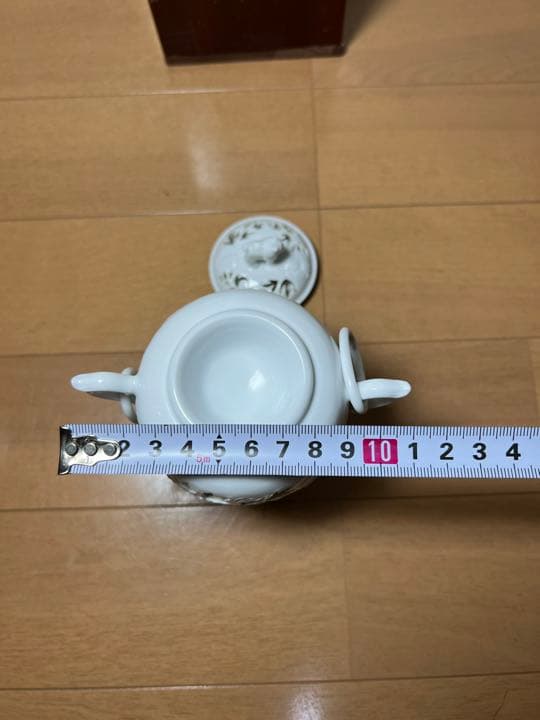 633  杉原一壷　白磁　香炉　　　　　有田焼