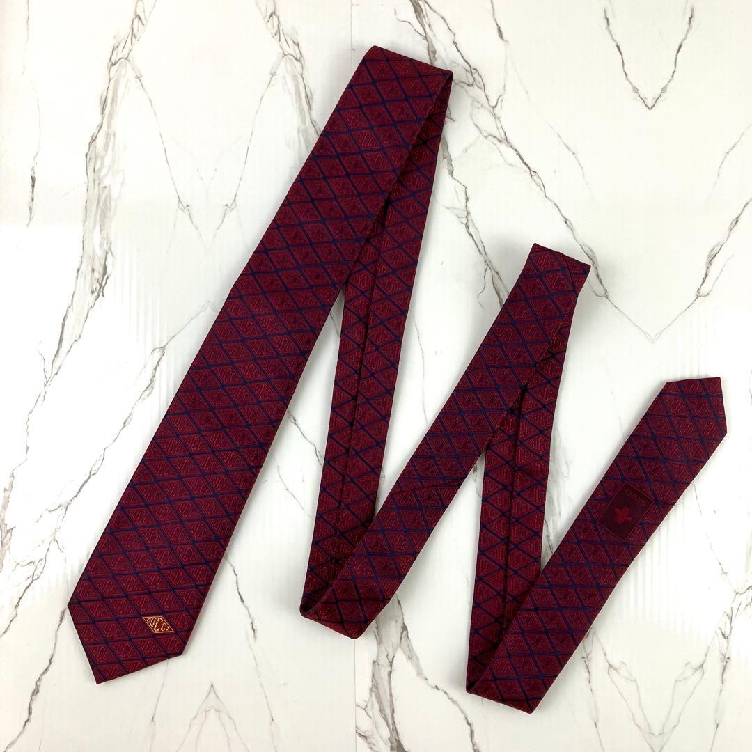 未使用品　グッチ　ネクタイ　ロゴ総柄　ダイヤモンドパターン　ボルドー