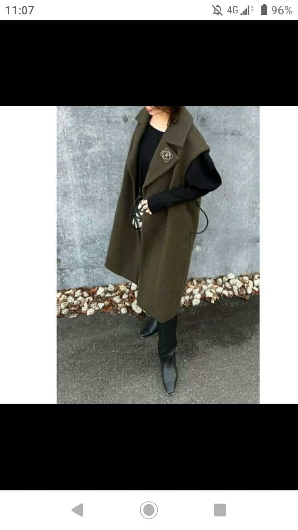 新品 Dolce.ニードルシャギージレ カーキ