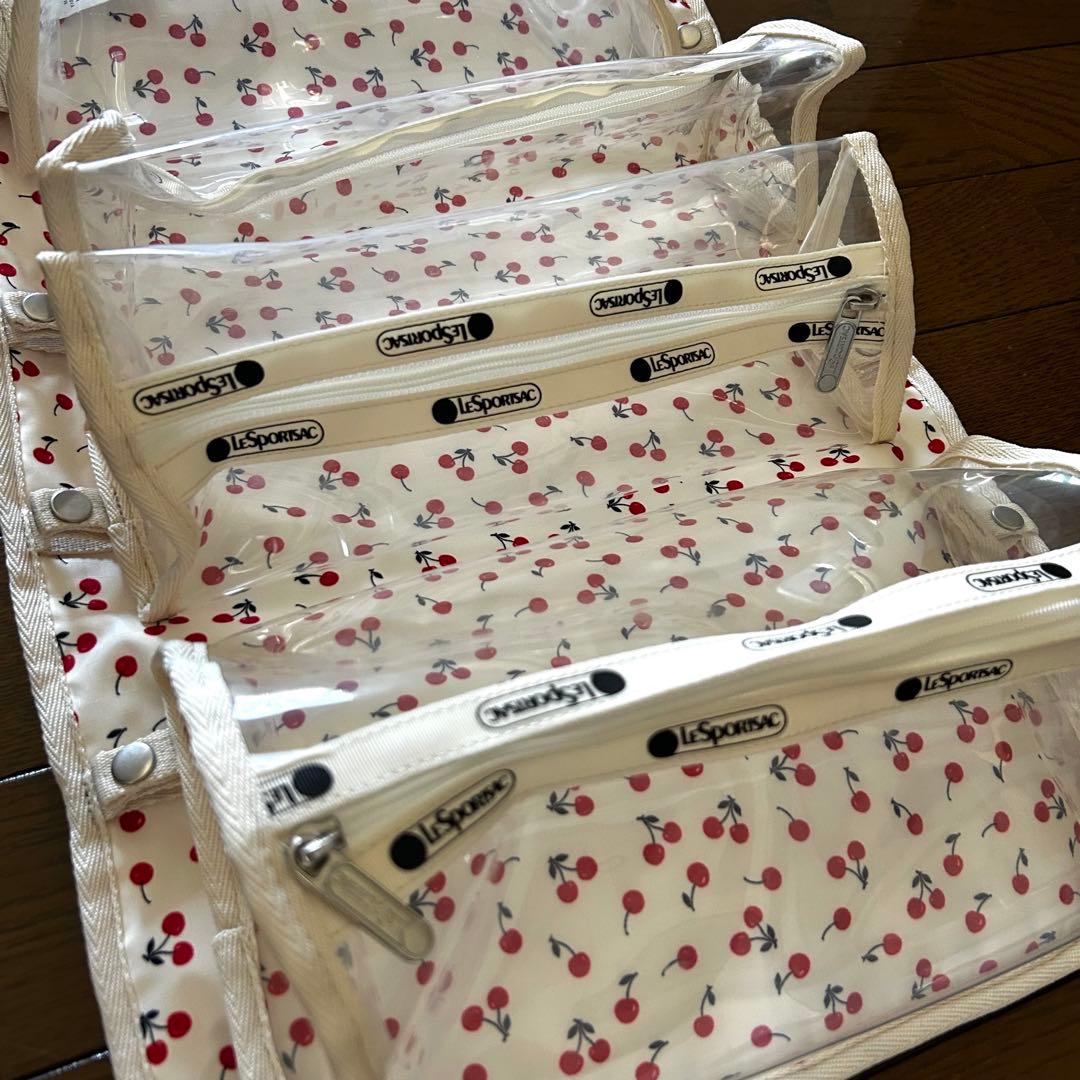 神崎恵コラボ♡レスポートサック　ビューティーロールポーチ　チェリーレッドキルト