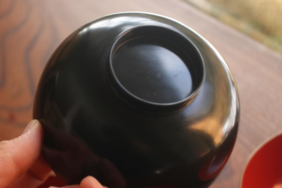 デッドストック！風情ある青塗地に優美な沈金草花文の映えるお椀2点（検輪島塗沈金椀