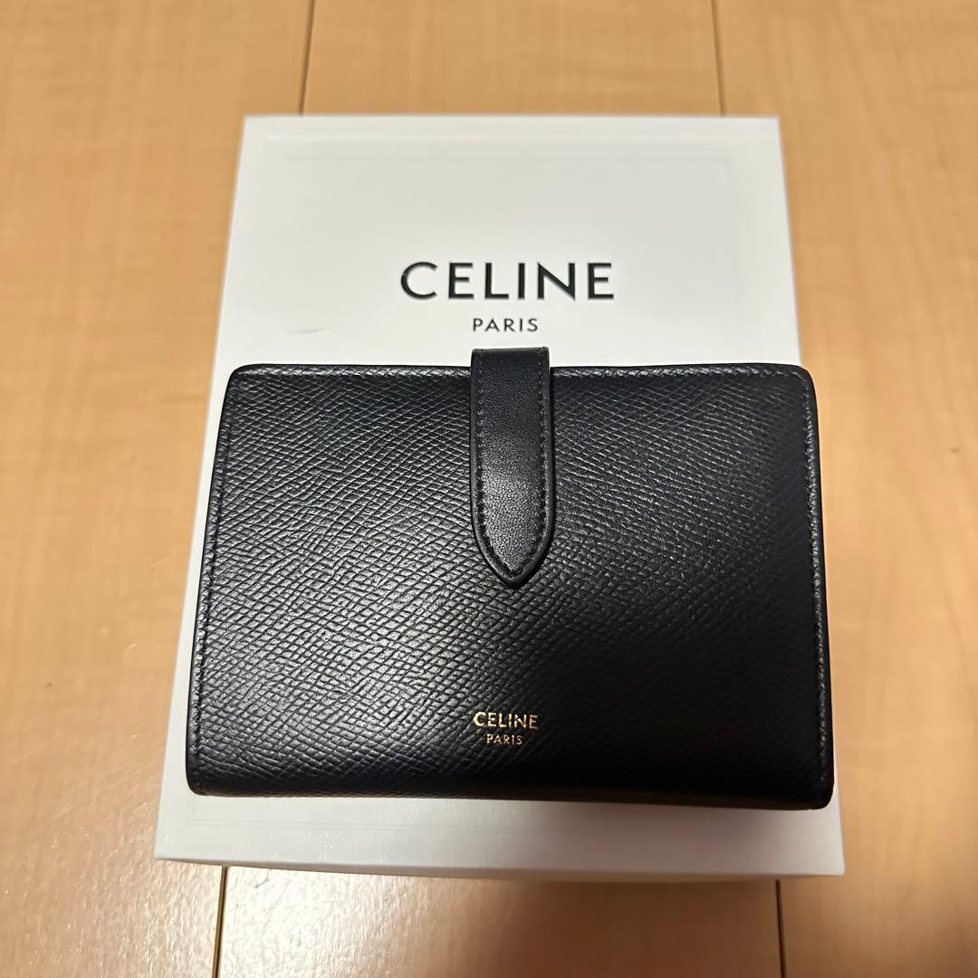 CELINE セリーヌ　ミディアム　ウォレット