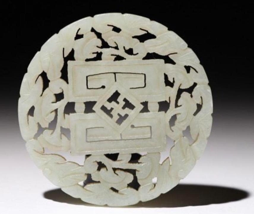 翡翠の翡翠ペンダント直径約6cm