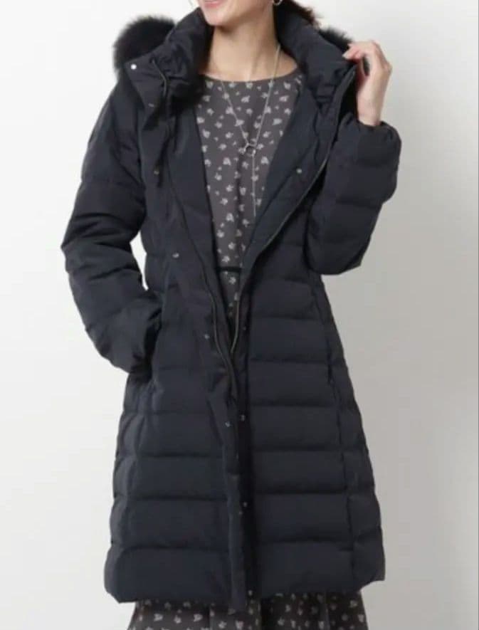 専用【1回着】リフレクト 細見え フォックスファー ダウンコート 9/M