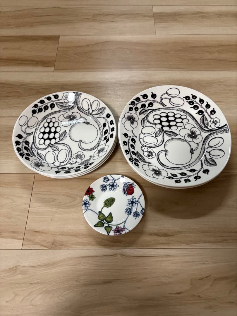 美品★Arabia ブラックパラティッシ★ルノ　サマーレイ　プレートまとめ売り