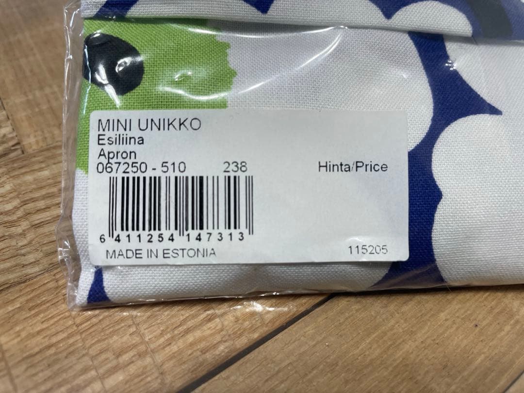 マリメッコ　ミニウニッコ　フィンランド航空　限定　エプロン