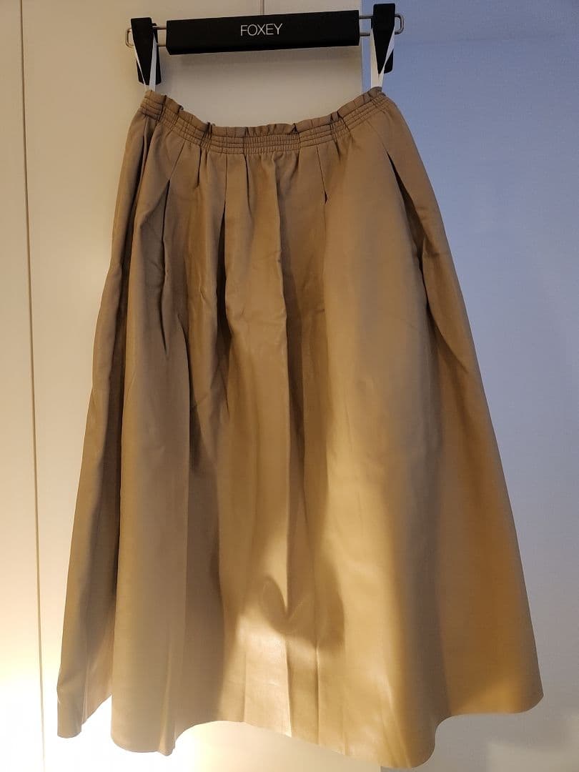 ♡FOXEY レザ－ スカート♡