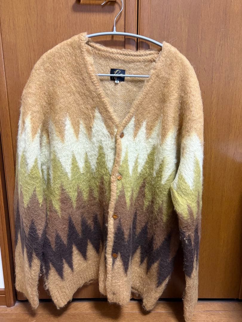 サ*ー様 ジグザグパターン カーディガン Mサイズ