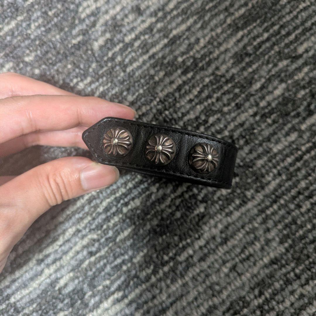 クロムハーツ CHROME HEARTS 3ボタン レザー ブレスレット