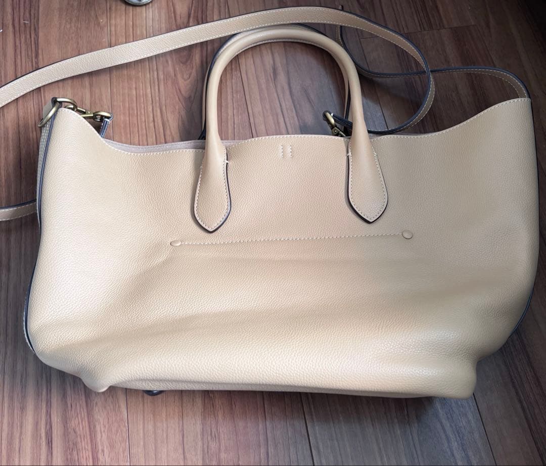 新品未使用　Polo レザー ミディアム トートバック　ベージュ