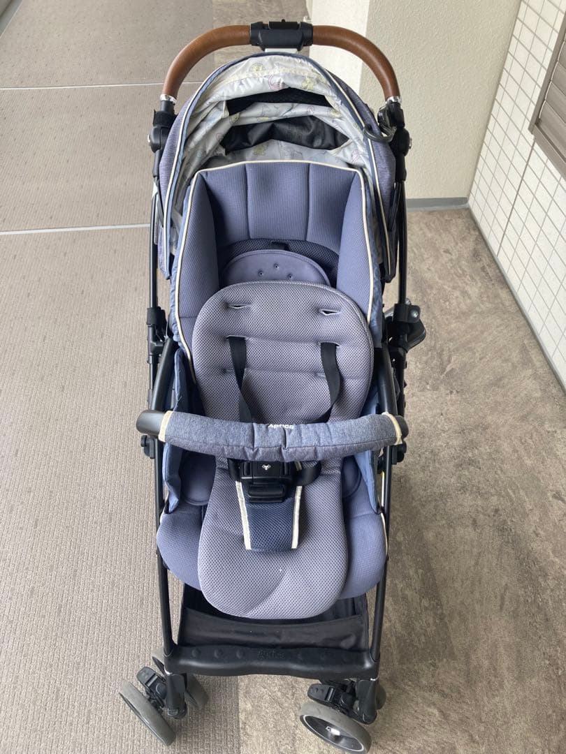 【★☆様】アップリカ　ラクーナビッテクッション　アカチャンホンポ