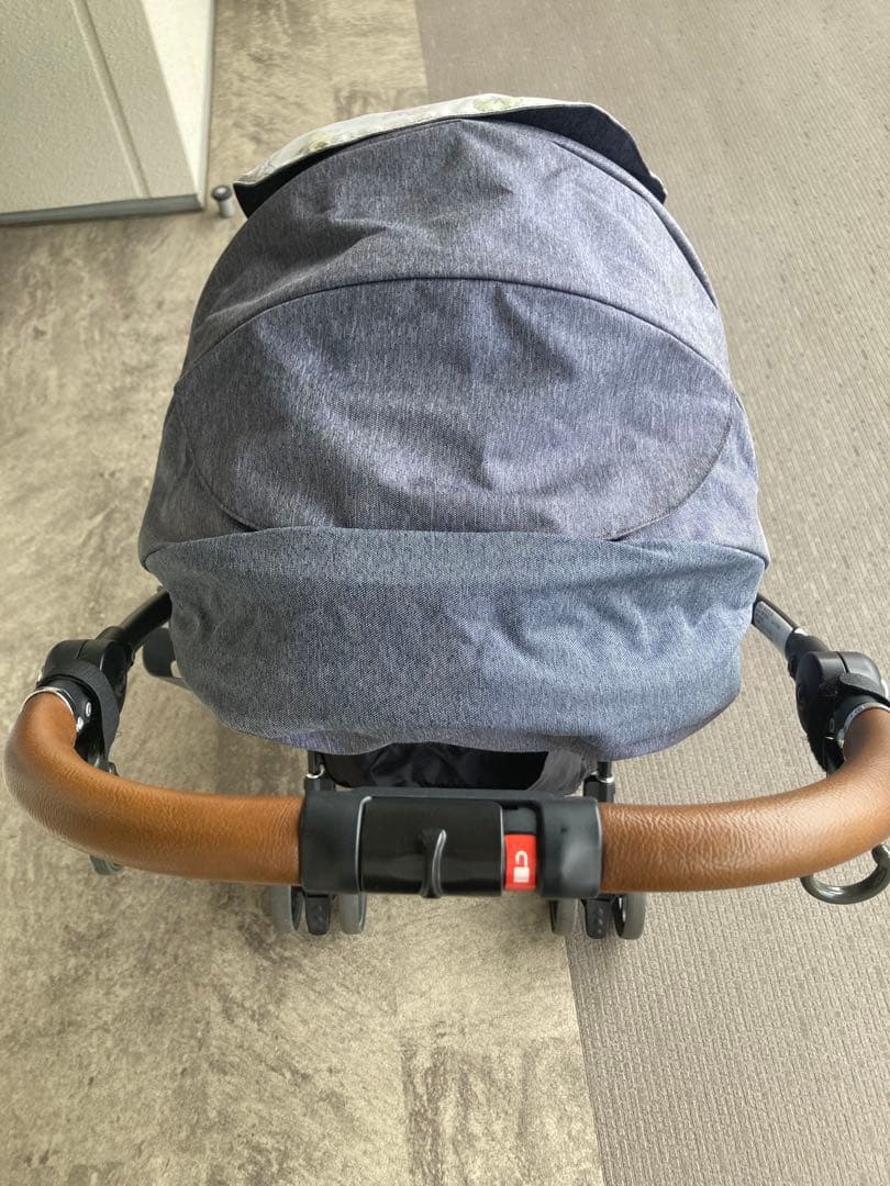 【★☆様】アップリカ　ラクーナビッテクッション　アカチャンホンポ