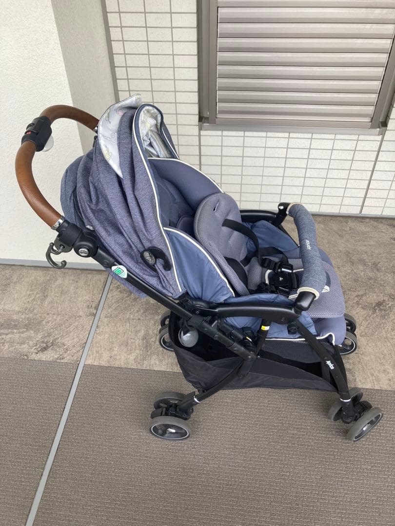 【★☆様】アップリカ　ラクーナビッテクッション　アカチャンホンポ