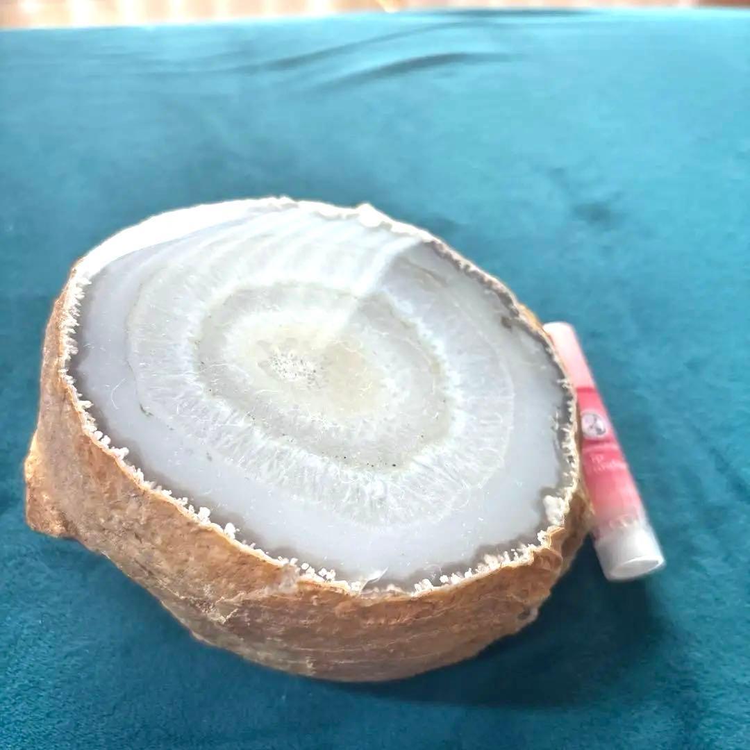 BIG 命根石　　水入りメノウ　歴史あるパワーストーン