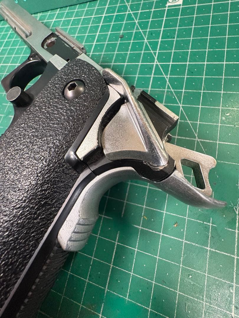 東京マルイ　ハイキャパ　4.3 集光サイト交換 マグウェル付き