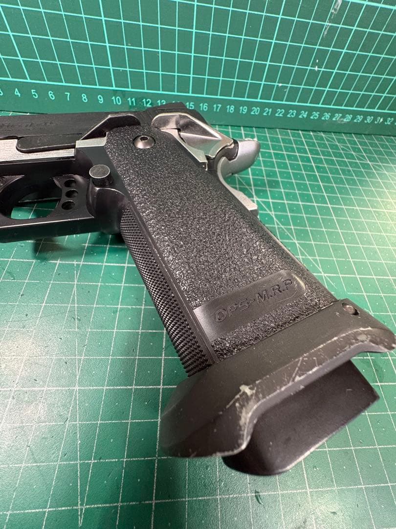 東京マルイ　ハイキャパ　4.3 集光サイト交換 マグウェル付き