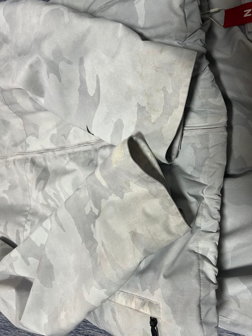 Volcom ホワイト迷彩 スノーボードウェア XXL