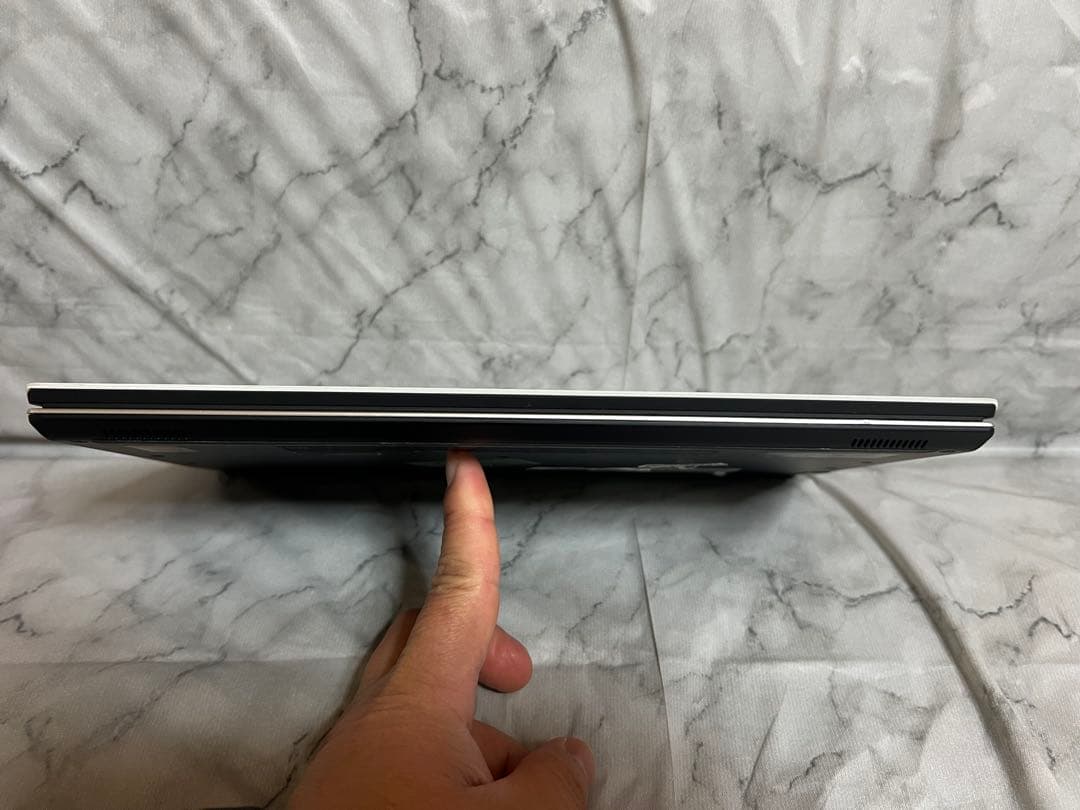 【美品】VAIO VJPF11C11N　8GB / 256 GB