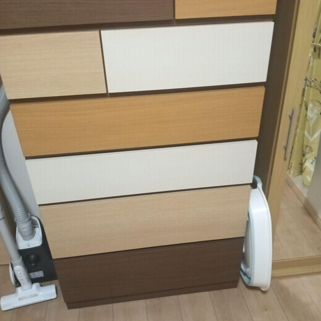 木製ストライプデザインチェスト