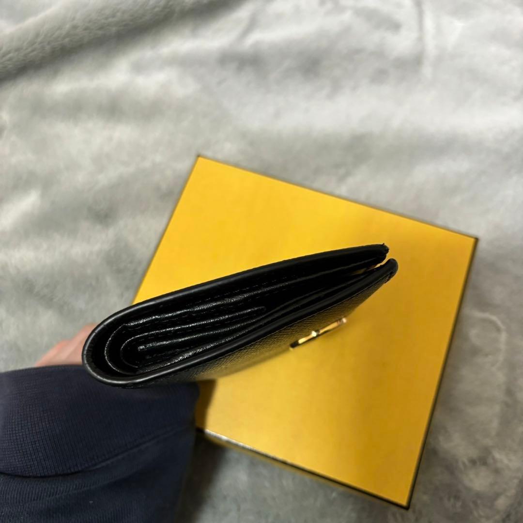 FENDI 二つ折り財布