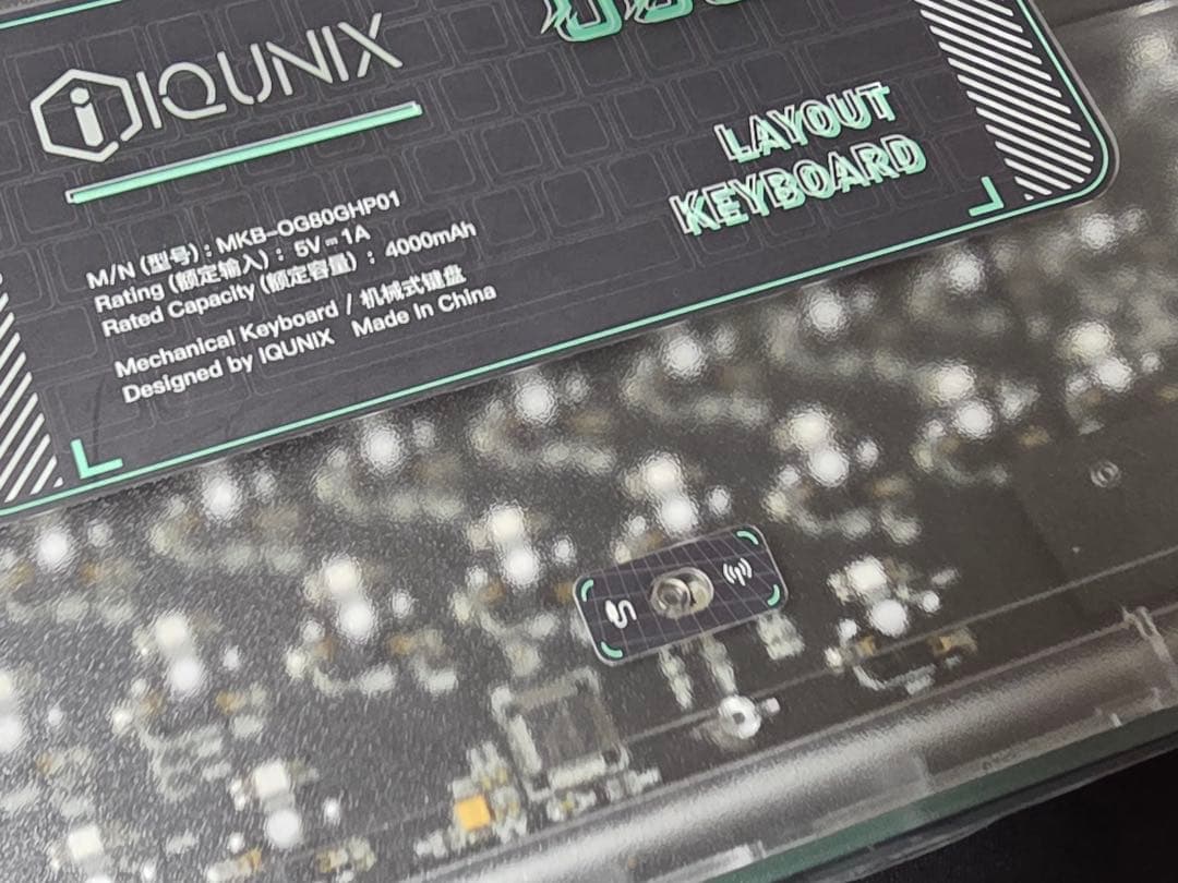 iQunix OG80 USB-C メカニカルキーボード