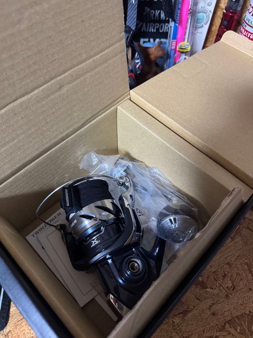 SHIMANO TWIN POWER SW8000PG スピニングリール