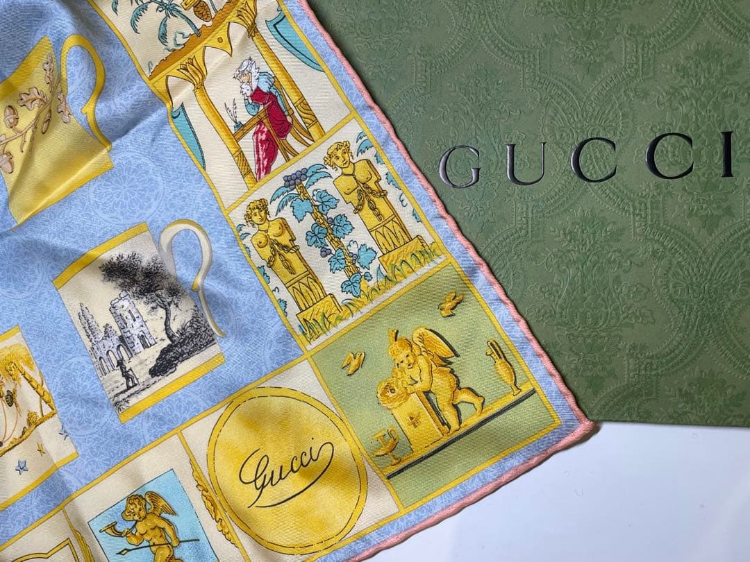 【極美品】GUCCI シルクスカーフ 多様なカップデザイン　85✖️85サイズ