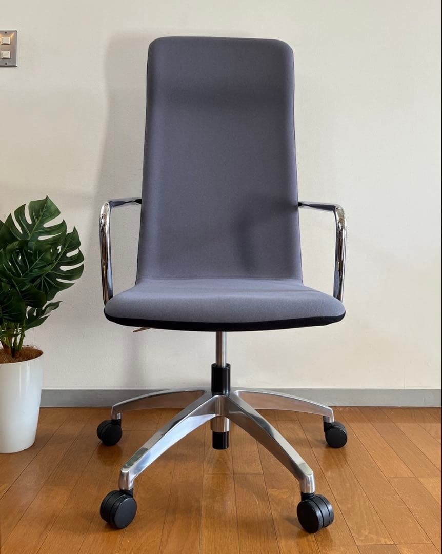 PLUS プラス　アルフィーノチェア　伊丹由和　13.9万　デザイナーズ　美品