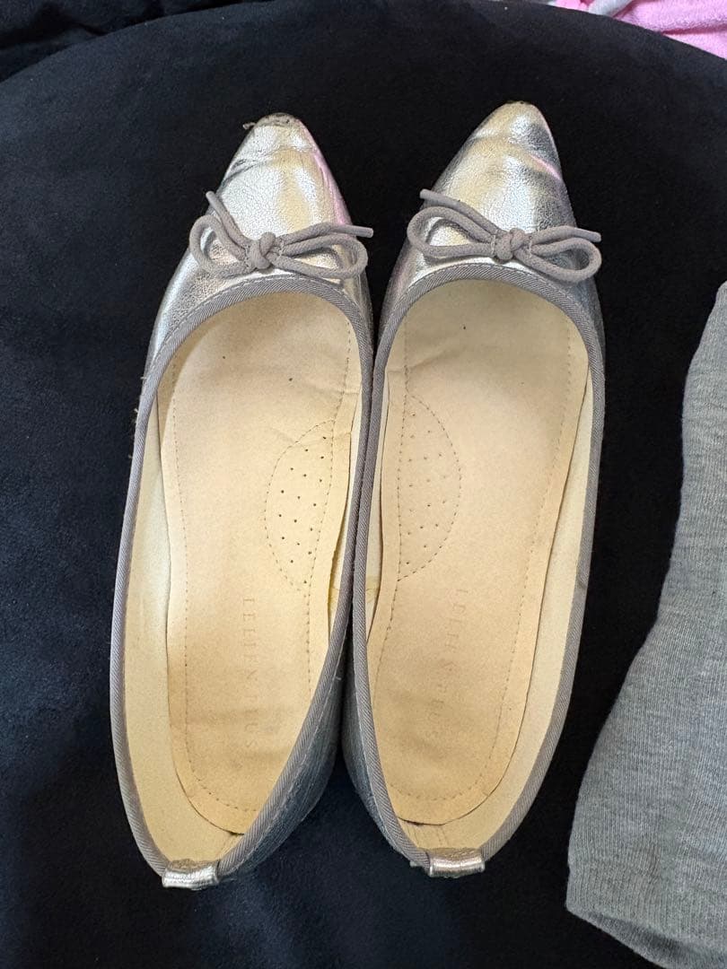 シルバー リボン付きバレエシューズ