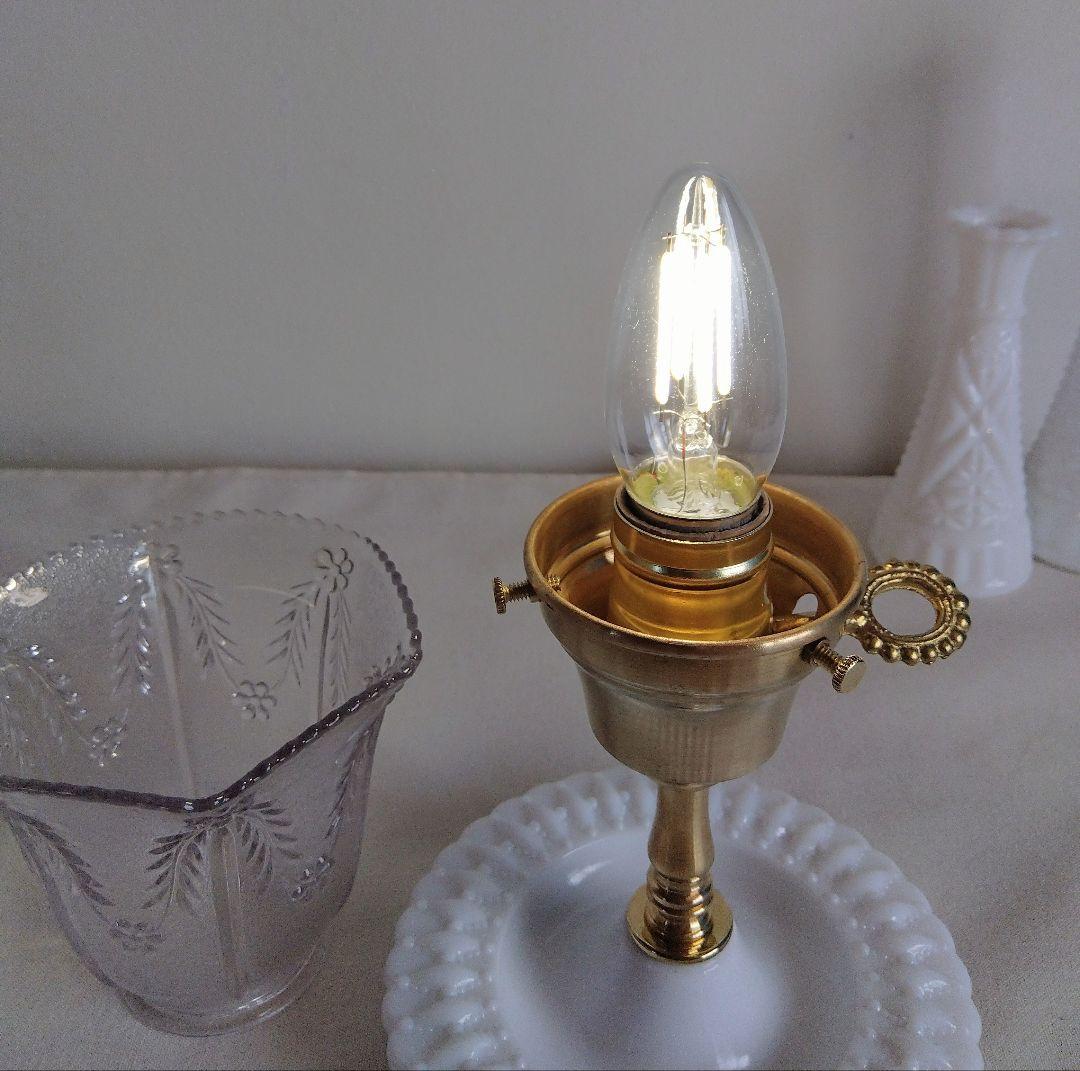 プレスガラスシェード テーブルランプ