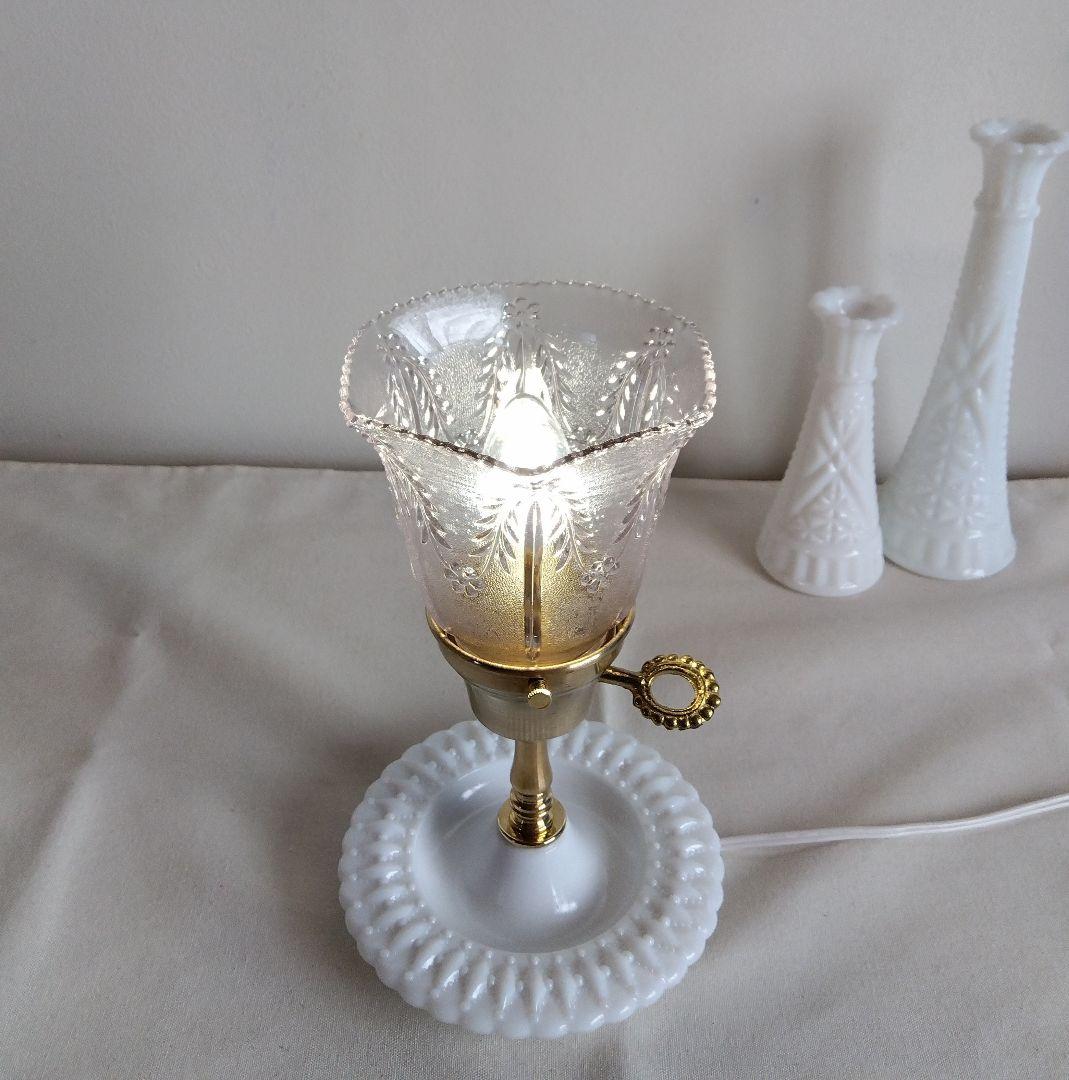 プレスガラスシェード テーブルランプ