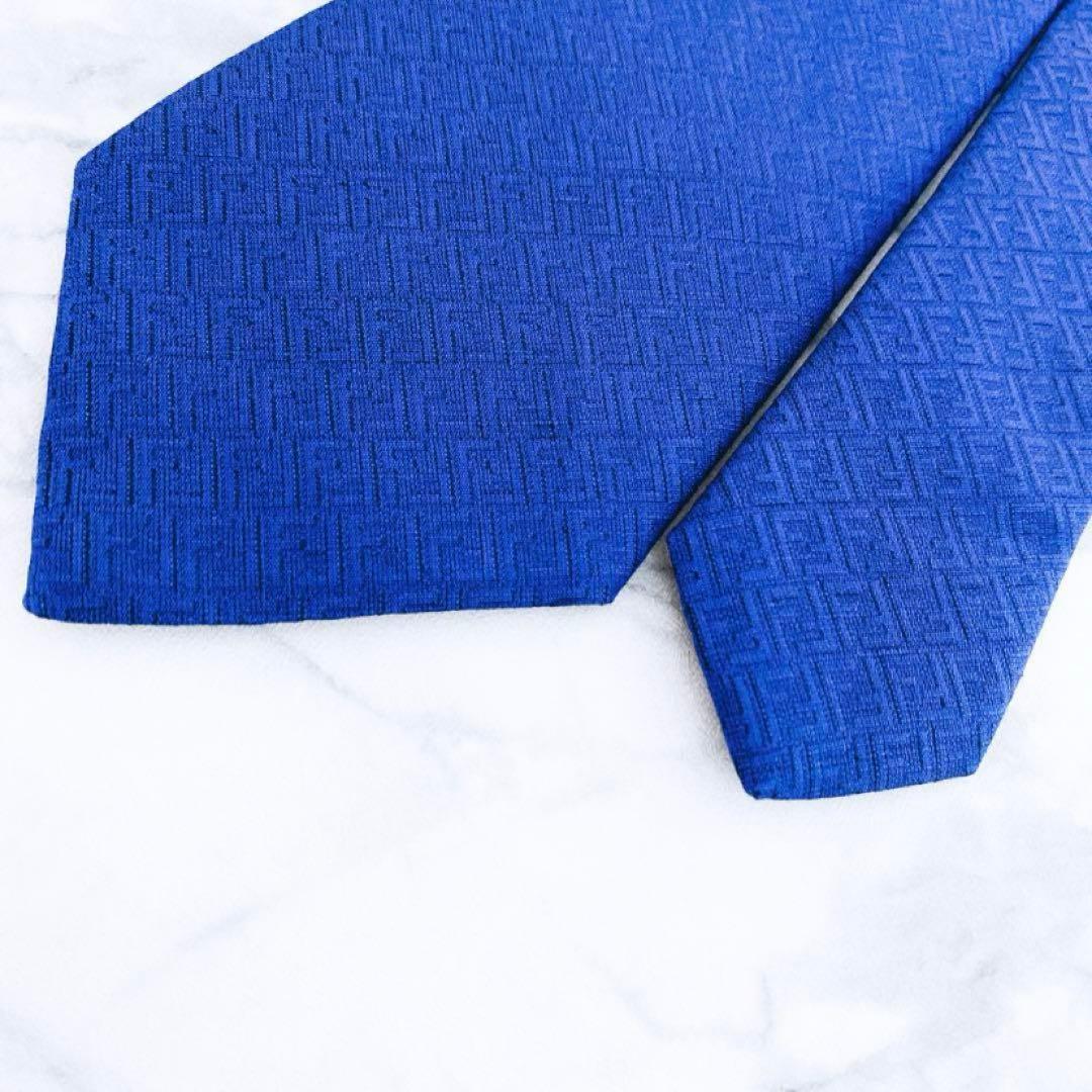 ✨未使用タグ付き✨フェンディ　ズッカ柄　ズッキーニ　マリンブルー　ネクタイ