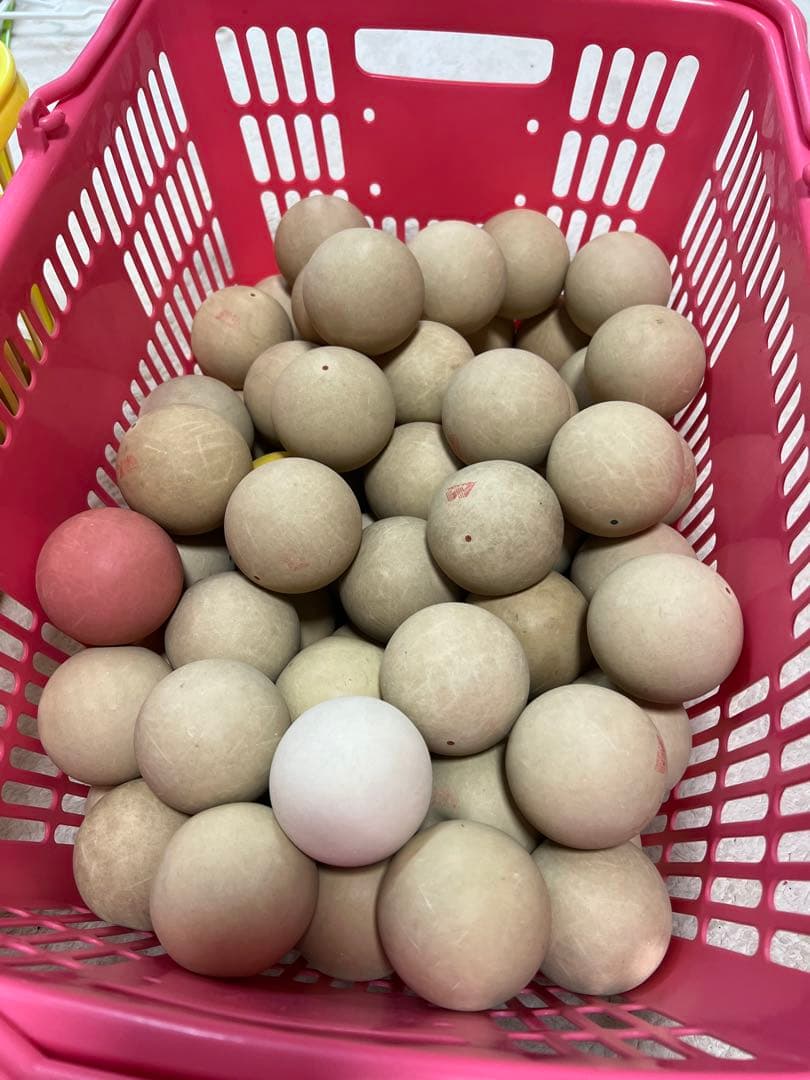 ソフトテニスボール　アカエムダンロップケンコー