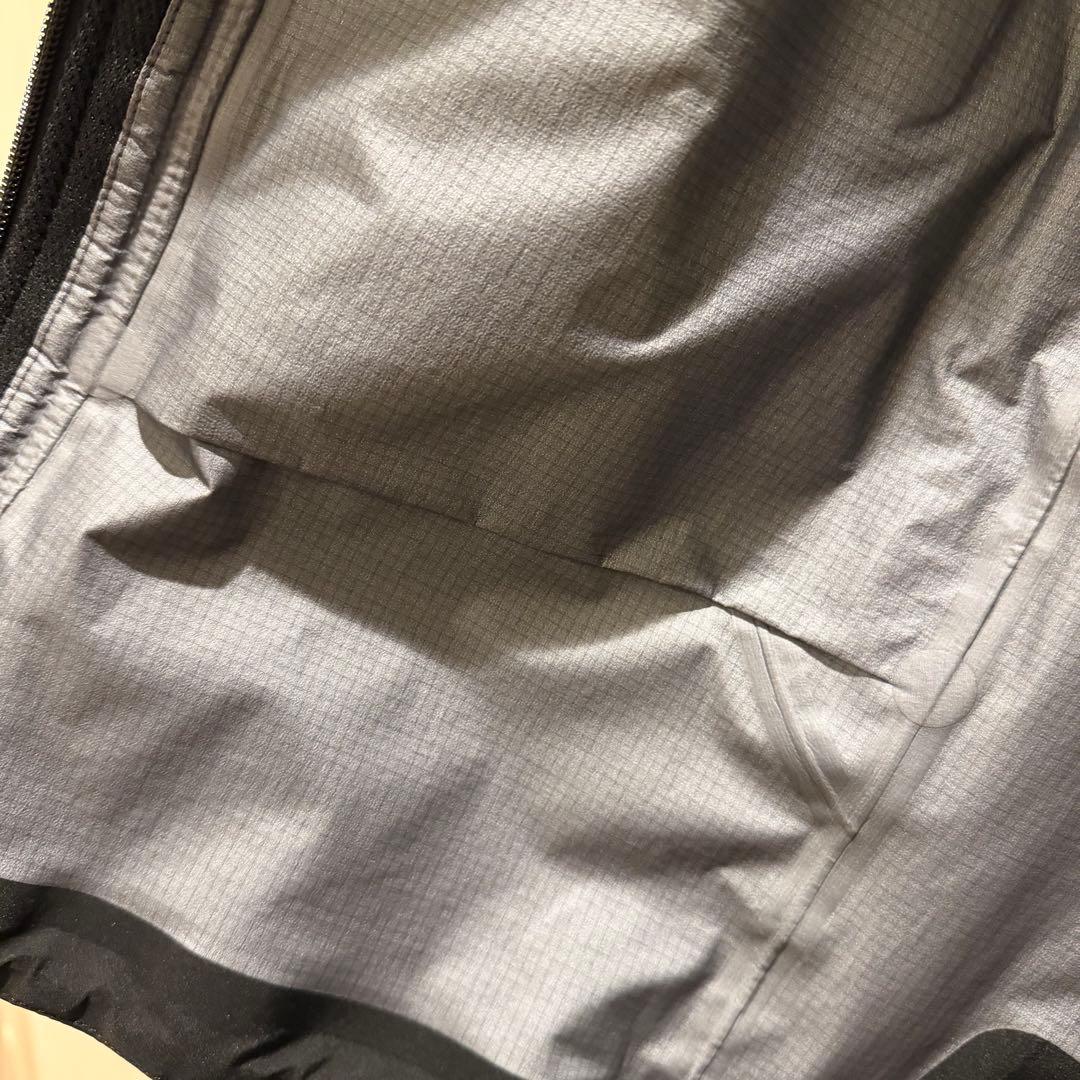 DESCENTE ALLTERRAIN ハードシェルジャケット クレアスEXP