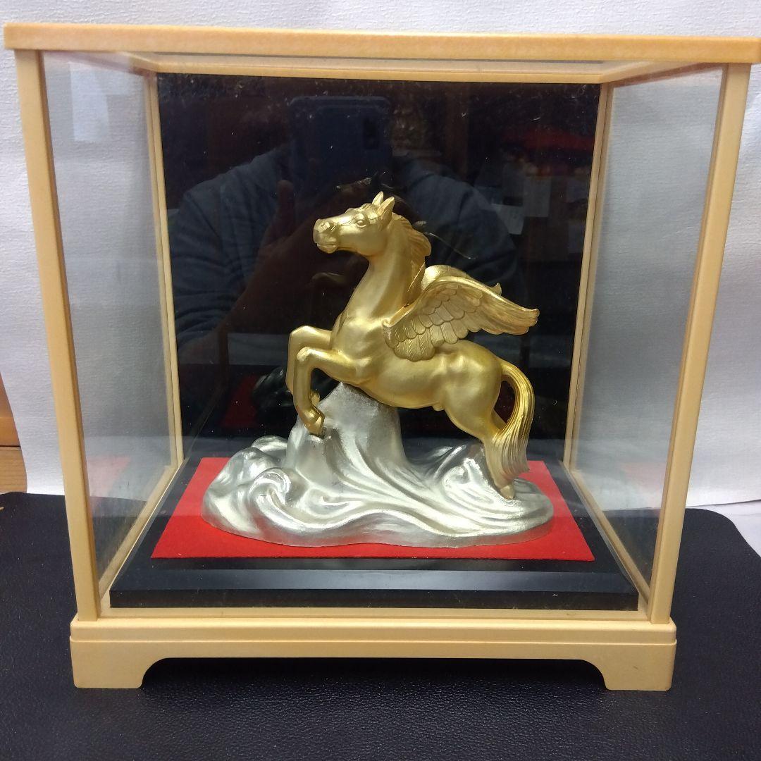 金色の翼のある馬の彫刻　レトロ　ケース付き　ペガサス