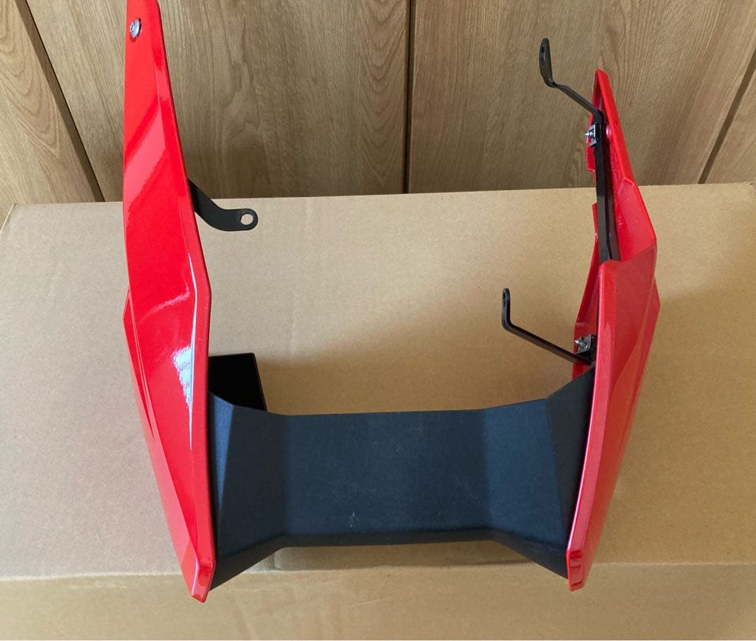  F900R 純正アンダーカウル　レッド
