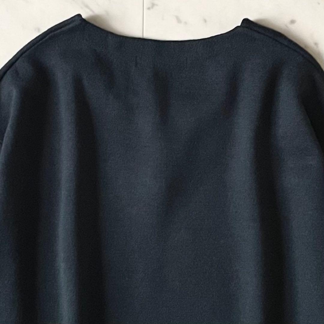 美品♪23区 パールモチーフキーネックプルオーバー 44 大きいサイズ グリーン