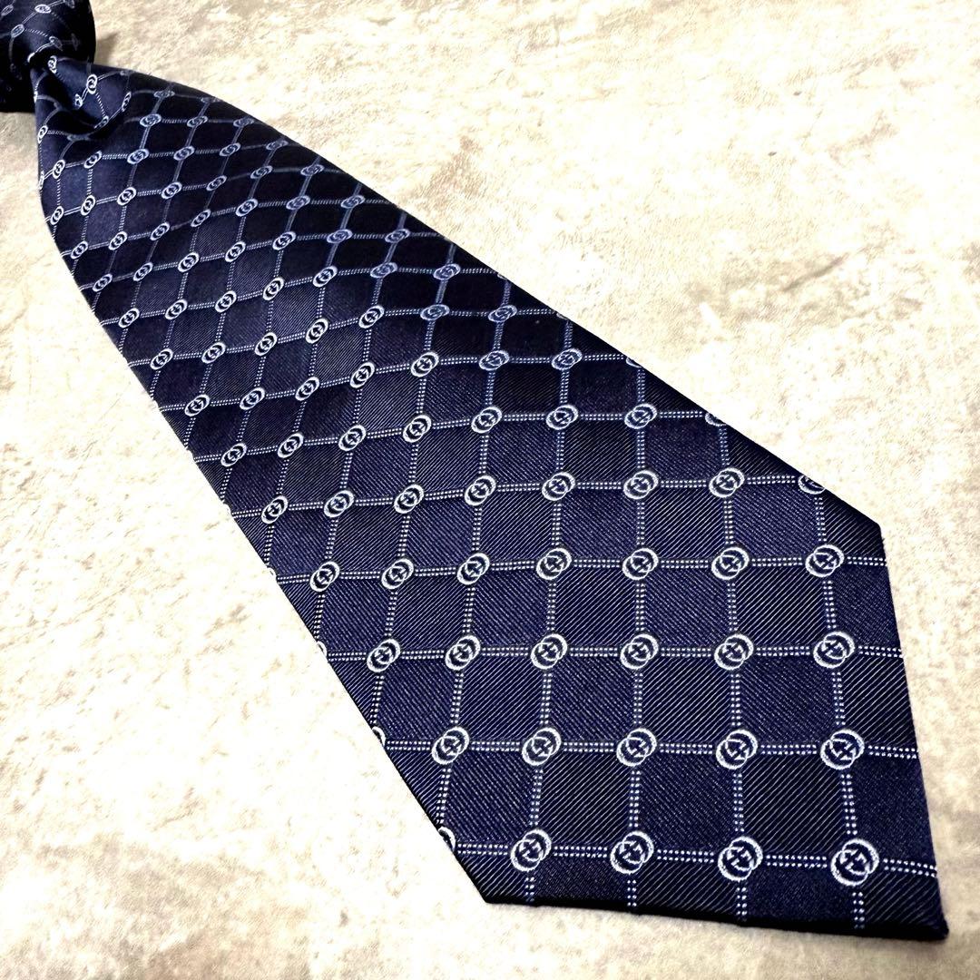 未使用級 GUCCI グッチ ネクタイ インターロッキング GG柄 ネイビー 紺