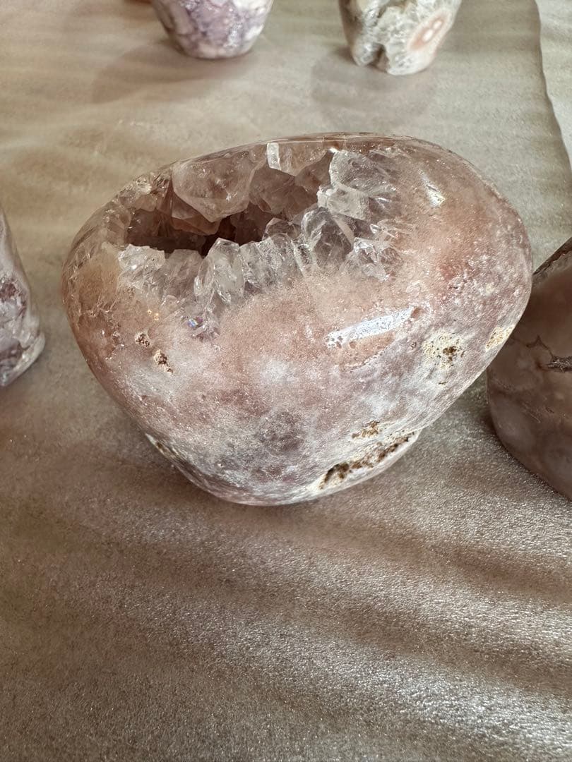 ピンクアメジスト、ジオード、フリーフォーム　コレクション