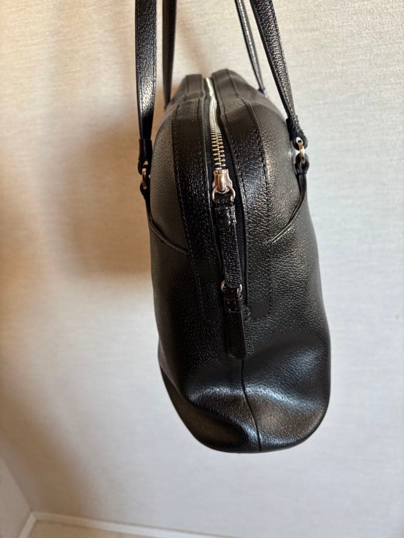 アニエスベー Agnes b. ブラック　革バッグ　通勤・就活に最適！