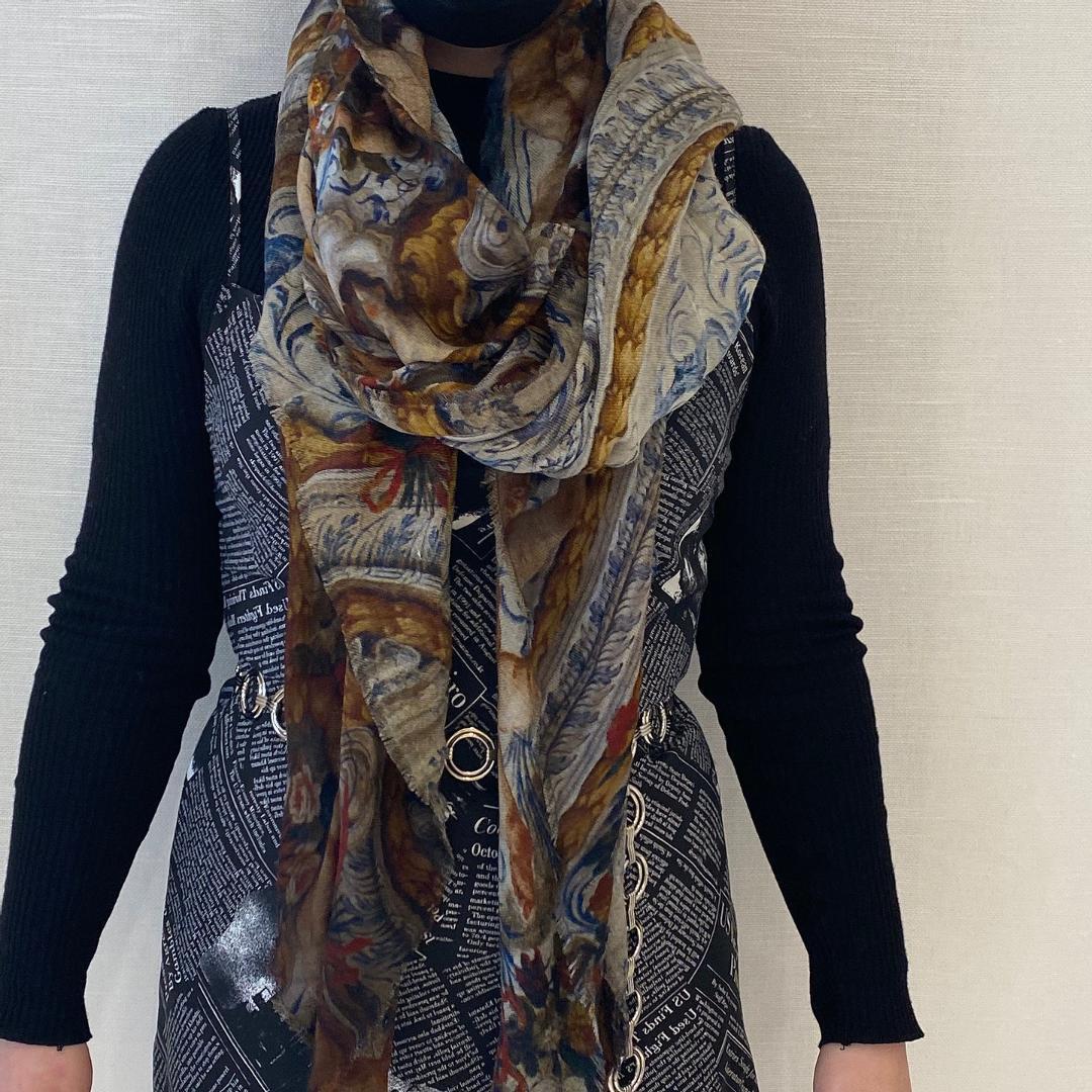 ファリエロ サルティ　Faliero Sarti　ストール　スパーダ美術館