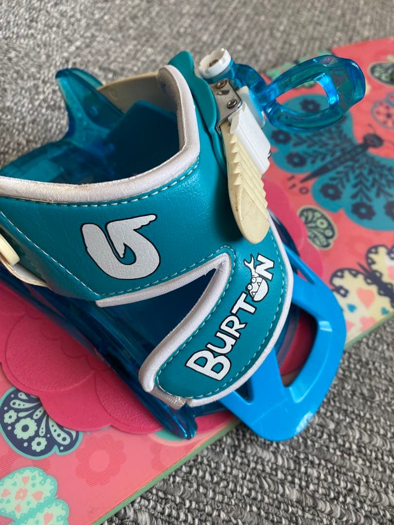 Burton スノーボード 蝶と花デザイン