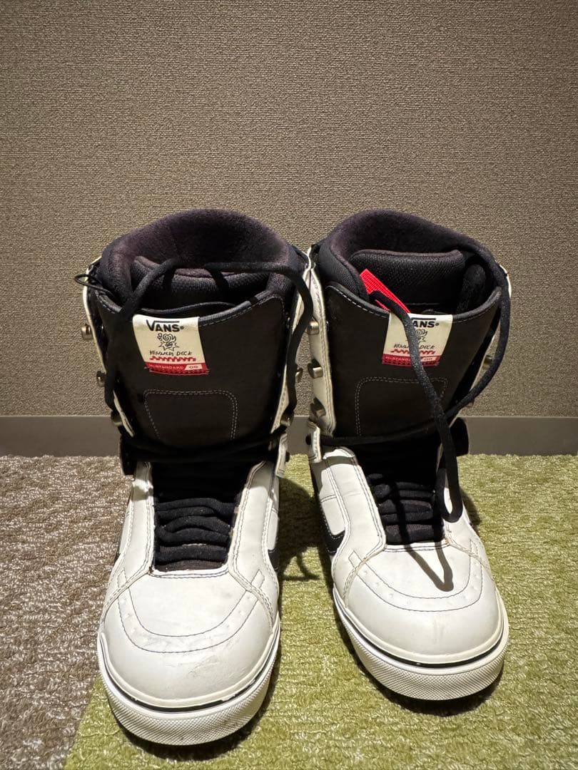 え*つ様 VANS スノーボードブーツ HI-STANDARD OGホワイト 2