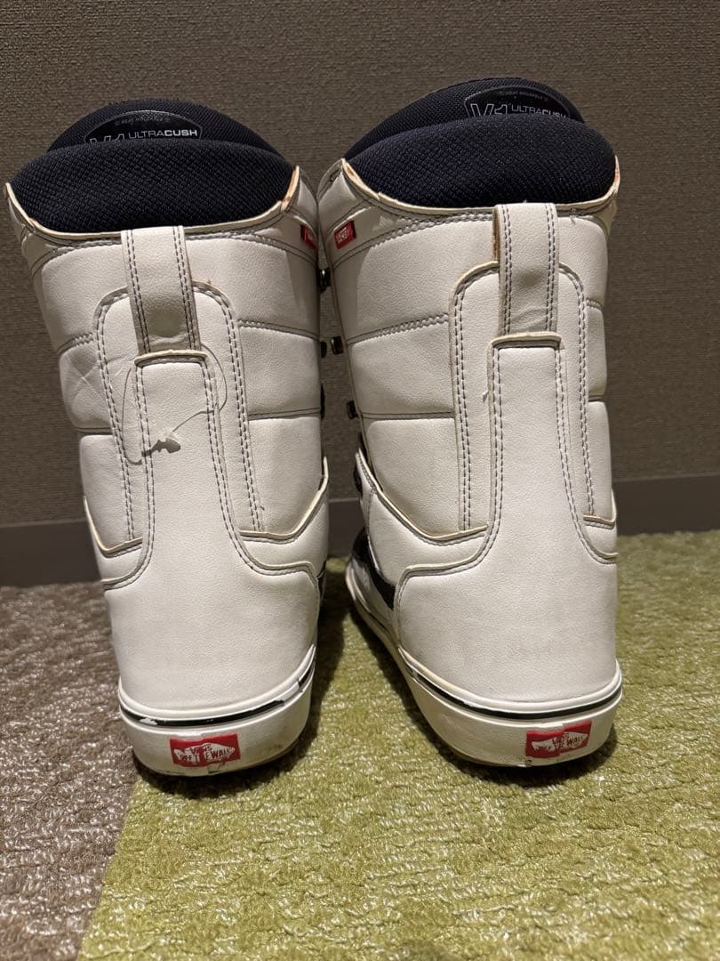 え*つ様 VANS スノーボードブーツ HI-STANDARD OGホワイト 2